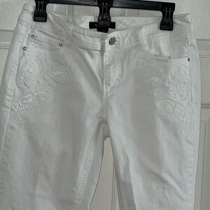 WHITE HOUSE BLACK MARKET EMBROIDERED JEANS